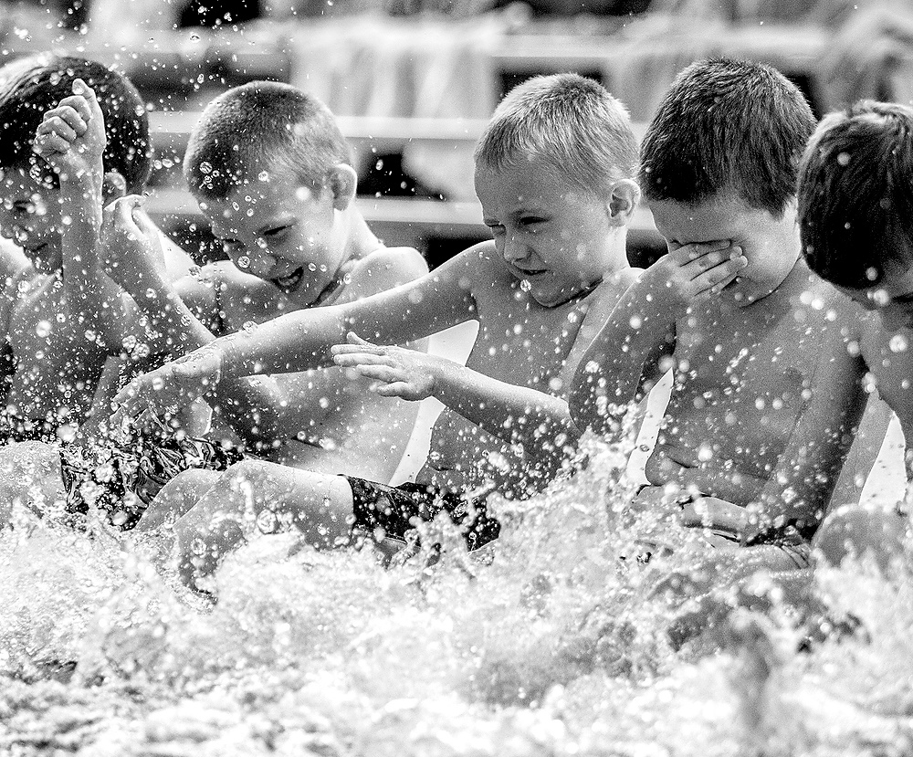 First Place, George S. Smallsreed Photographer of the Year  - Jessica Phelps / Newark AdvocateFirst graders from Ben Franklin Elementary splash their feet in the YMCA pool as hard as they can before beginning drills for their swim lessons. The Licking County YMCA received a grant to teach Newark students how to swim. The first students to benefit from this program are first graders at Ben Franklin Elementary.